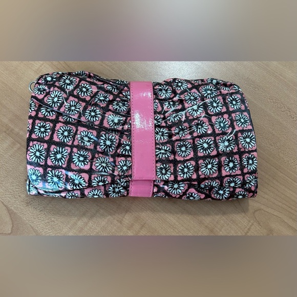 Vera Bradley Frill crossbody/clutch purse vinyl bag new condition 3 in 1 - Picture 1 of 10